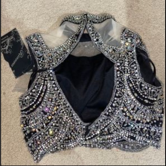 Heavy Crystal stonework two piece black prom dress size 10 - Picture 8 of 8